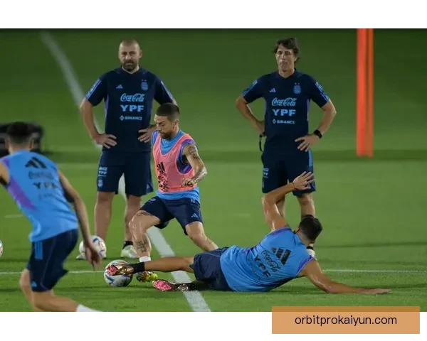 阿根廷左闸塔利亚菲科表现亮眼 持续吸引转会市场关注